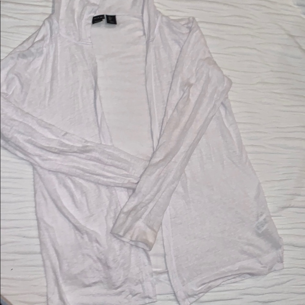 Tabari buttonless Cardigan